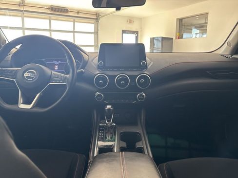 Used 2020 Nissan Sentra SR image 18