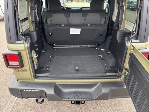 New 2026 Jeep Wrangler Sport AWD/4WD image 29