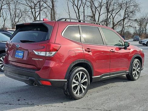 Used 2022 Subaru Forester Limited image 6