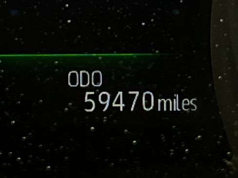 Used 2023 Toyota Camry XSE image 12