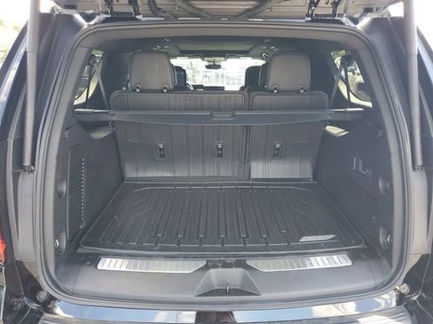 Used 2025 GMC Yukon XL AT4 Ultimate w/ LPO, Floor Liner Package AWD/4WD image 31