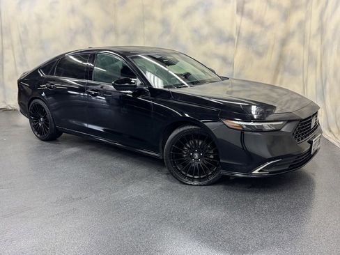 Used 2023 Honda Accord Sport image 8
