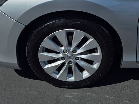 Used 2014 Honda Accord EX-L image 17