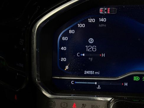 Used 2025 Chevrolet Silverado 2500 LT w/ Convenience Package image 16