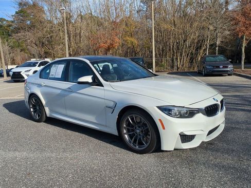Used 2018 BMW M3 image 3
