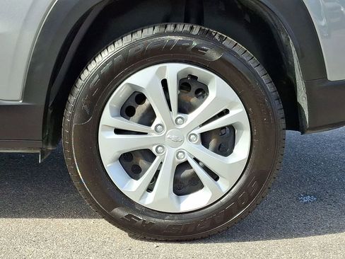Used 2024 Chevrolet Trax LS w/ Driver Confidence Package FWD image 35