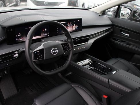 Certified 2025 Nissan Murano SV image 4