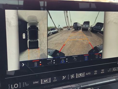 Certified 2025 GMC Hummer EV 2X AWD/4WD image 10