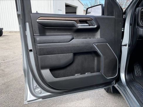 Certified 2023 GMC Sierra 1500 SLE image 19