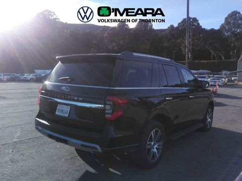 Used 2024 Ford Expedition Limited image 3