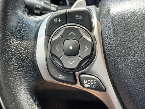 Used 2014 Toyota Camry SE FWD image 21