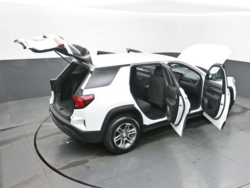 Used 2025 GMC Terrain Elevation image 33