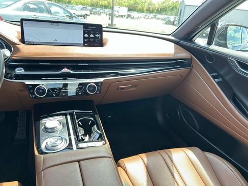 Used 2024 Genesis G80 2.5T AWD/4WD image 17