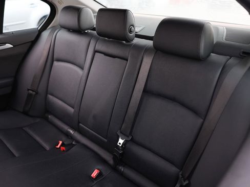 Used 2015 BMW 528i Sedan image 8