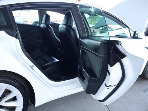 Used 2023 Tesla Model 3 Standard Range RWD image 33