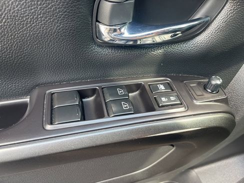 Used 2020 Nissan Titan PRO-4X w/ Pro-4x Utility Package image 25