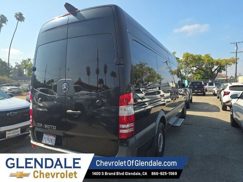 Used 2017 Mercedes-Benz Sprinter 2500 image 6