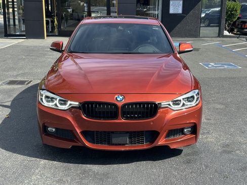 Used 2018 BMW 330e RWD image 5