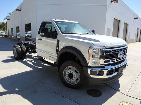 New 2025 Ford F450 XL w/ XL Chrome Package image 23
