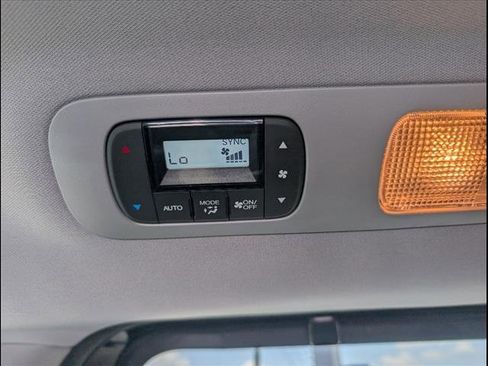 Used 2023 Honda Odyssey Elite image 19