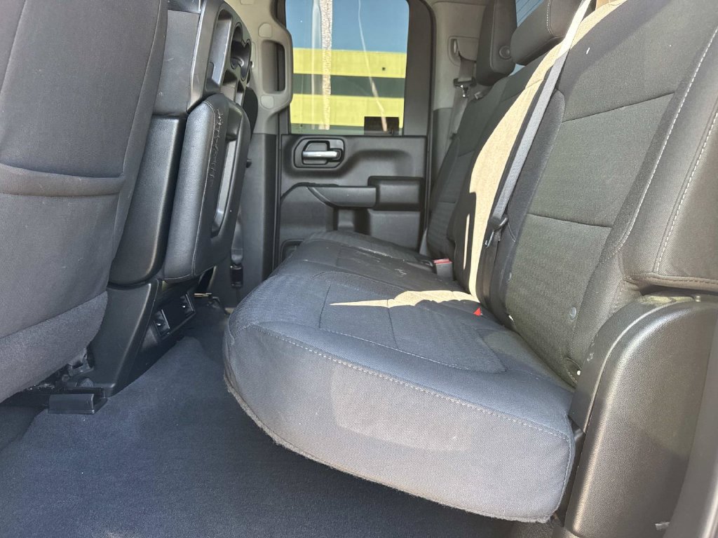 Used 2022 Chevrolet Silverado 2500 Custom w/ Custom Value Package AWD/4WD image 8