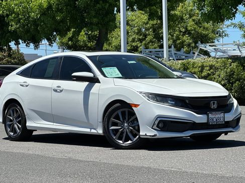 Used 2020 Honda Civic EX image 2
