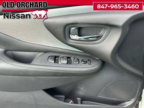 Used 2023 Nissan Murano SV w/ SV Midnight Edition Package AWD/4WD image 12