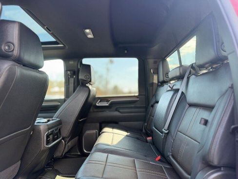 Used 2025 Chevrolet Silverado 2500 High Country w/ Technology Package image 22