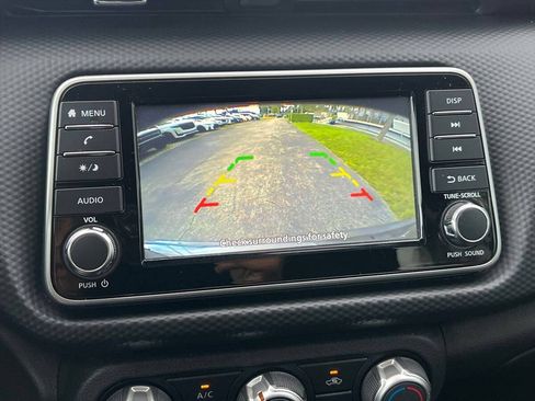 Used 2024 Nissan Kicks S FWD image 13