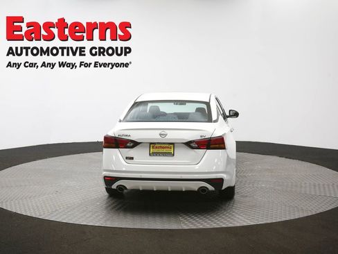 Used 2024 Nissan Altima 2.5 SV w/ SV Premium Package image 37