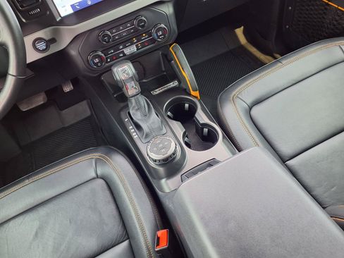 Used 2023 Ford Bronco Badlands AWD/4WD image 11
