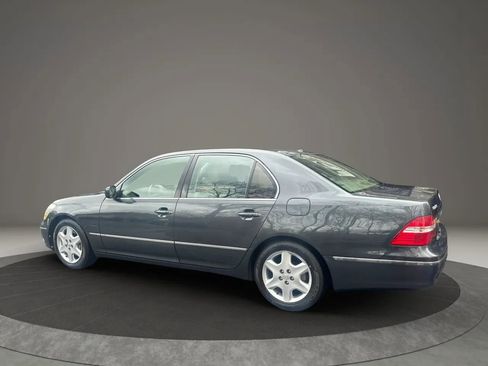 Used 2004 Lexus LS 430 RWD image 8