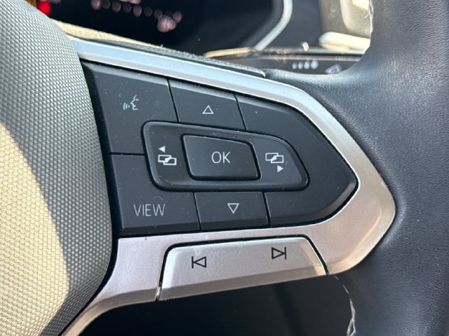 Used 2024 Volkswagen Tiguan SE AWD/4WD image 31