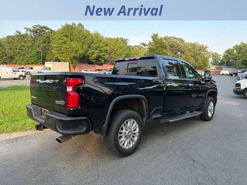 Used 2022 Chevrolet Silverado 3500 High Country AWD/4WD image 7