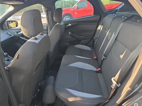 Used 2018 Ford Focus ST image 8