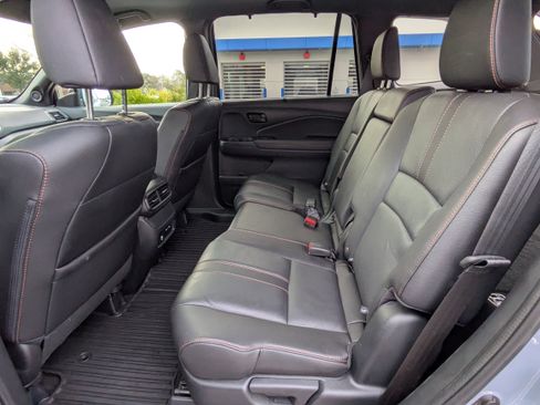 Certified 2024 Honda Passport TrailSport image 18