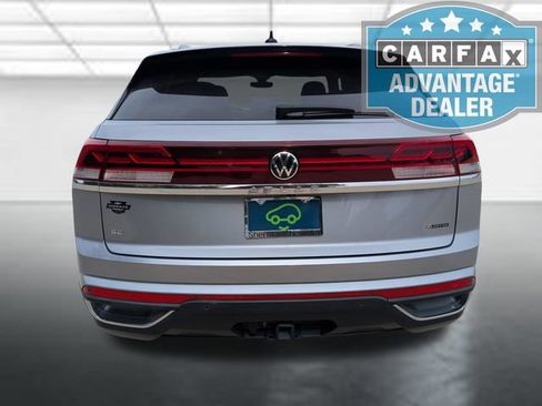 Used 2024 Volkswagen Atlas Cross Sport SE AWD/4WD image 25