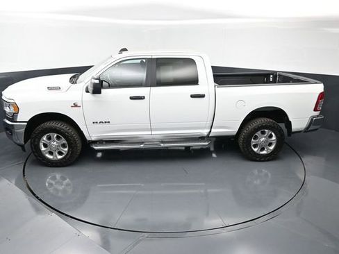 Used 2024 RAM 2500 Big Horn AWD/4WD image 17
