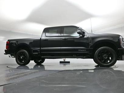 New 2026 Ford F250 Lariat w/ Black Appearance Package