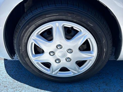Used 2012 Toyota Yaris Sedan FWD image 21