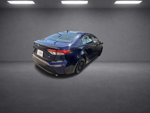 Used 2024 Toyota Corolla LE FWD image 9