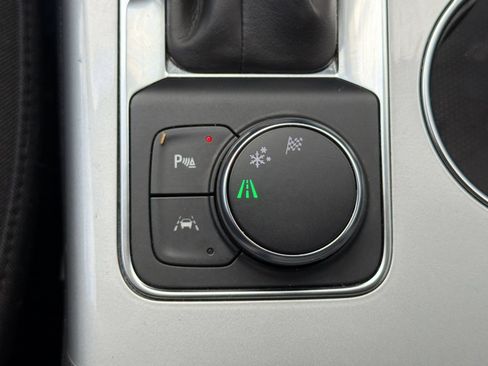 Used 2024 Chevrolet Blazer LT w/ Convenience Package FWD image 19