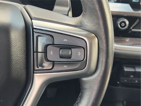 Used 2023 Chevrolet Silverado 1500 LTZ w/ LTZ Convenience Package II AWD/4WD image 30