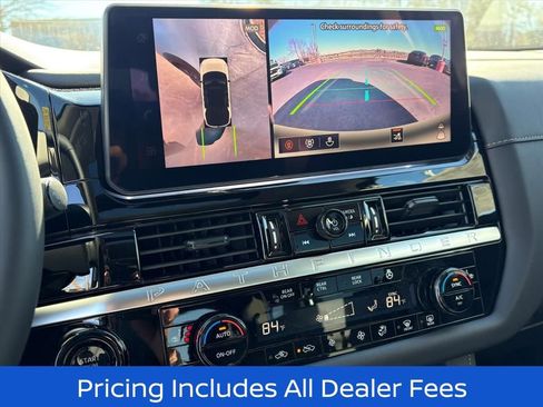 New 2026 Nissan Pathfinder SL w/ SL Premium Package AWD/4WD image 9