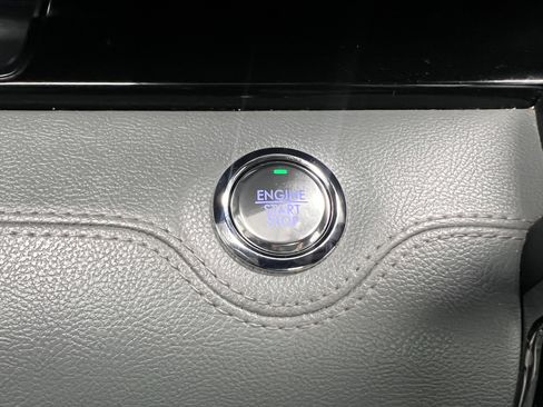 Used 2019 Lincoln Navigator Reserve image 26