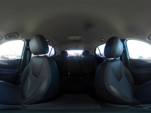 Used 2025 Buick Encore GX Preferred image 41