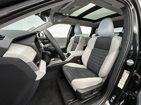 New 2026 Mitsubishi Outlander SE image 10