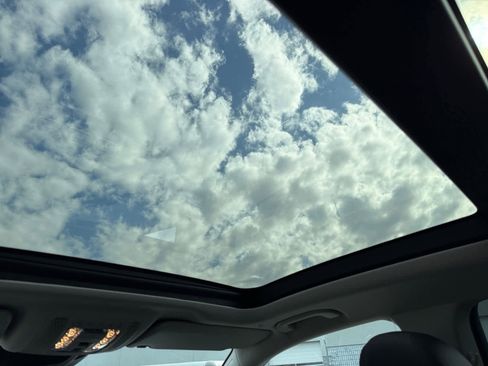 Certified 2024 Mercedes-Benz GLE 350 4MATIC image 16