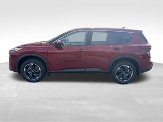 Certified 2025 Nissan Rogue SV video 2