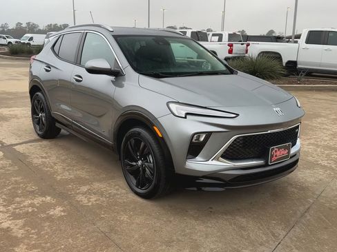 Used 2026 Buick Encore GX Sport Touring FWD image 3